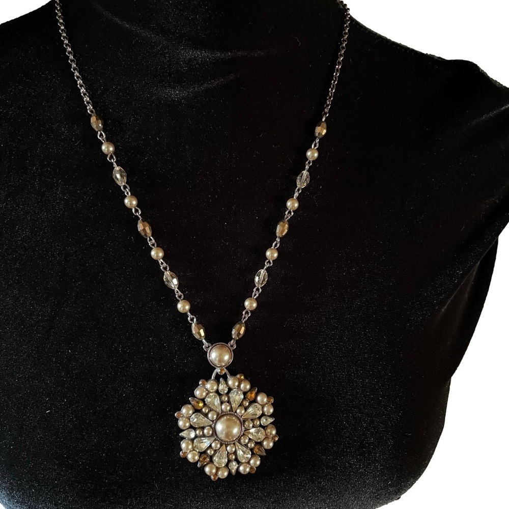 Vintage Faux Pearl & Rhinestone Statement Necklace | Floral Pendant | Gold Tone